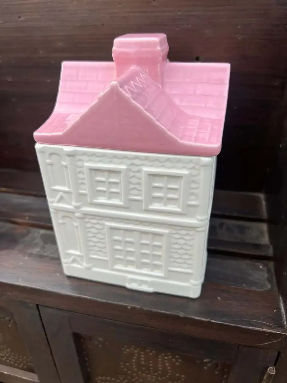 Vintage 1989 Avon Townhouse Collection Tea Room Pink Roof House Canister Jar